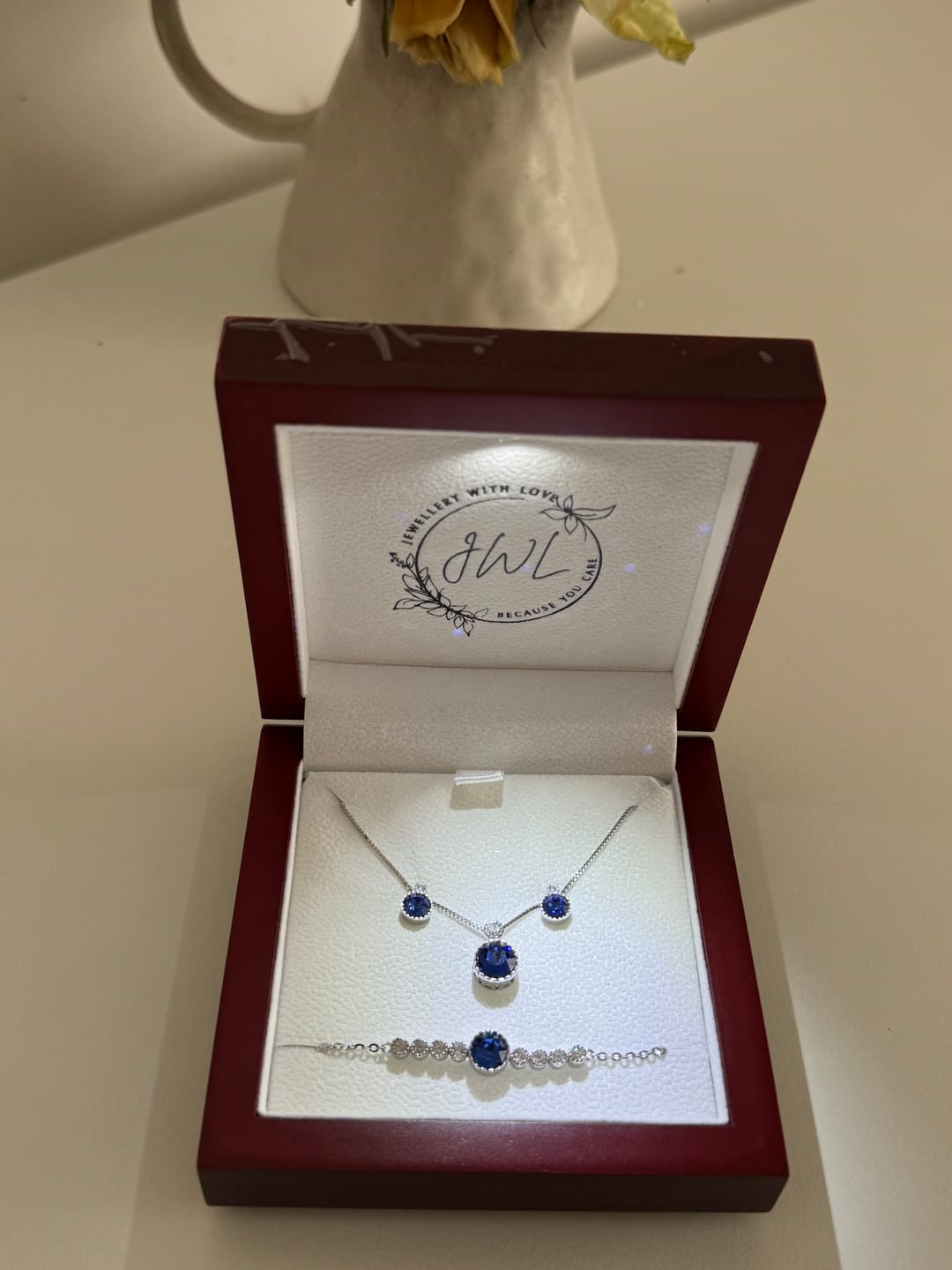Customer photo review of 3-Piece Sapphire Blue Crystal Jewellery Gift Set