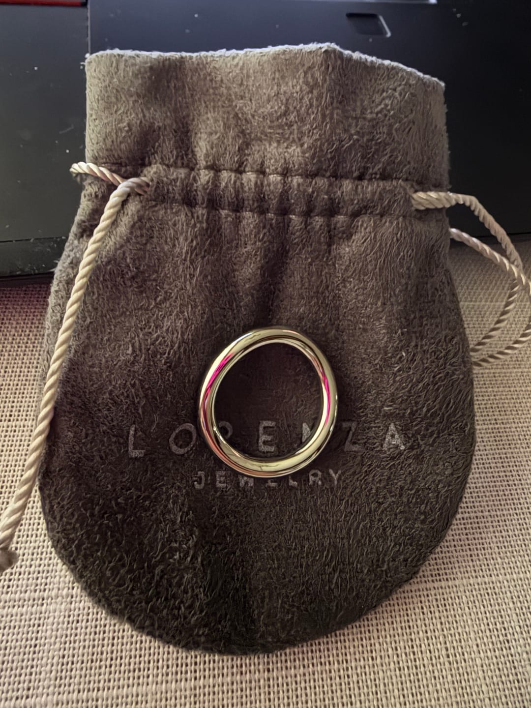 Customer photo review of Anillo Delgado Ondulado 3 mm