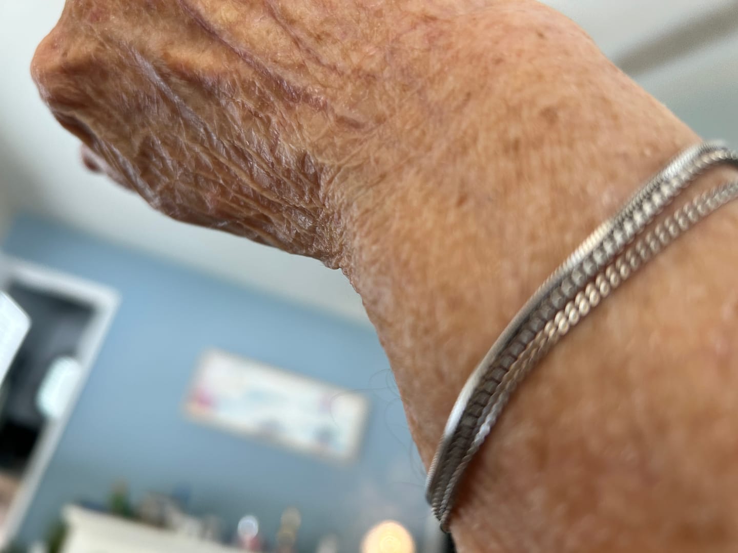 Customer photo review of Minimal Bracelet Stack