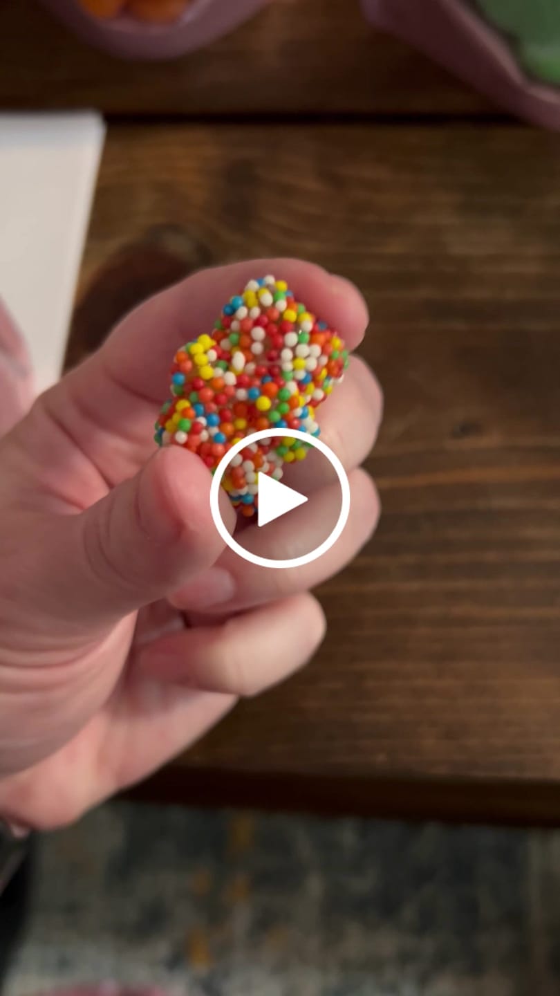 Customer video review of Just Enough - Sprinkle Gummy Bears