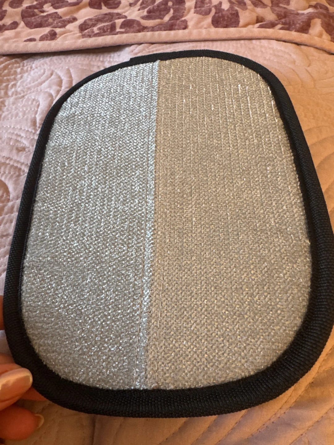 Customer photo review of FurZero Cat Hair Removal Gloves [2pcs]