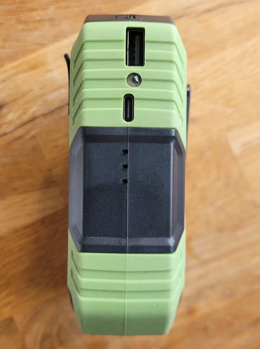 Customer photo review of Waist Fan – Hands-Free Cooling – 7-Hour Battery