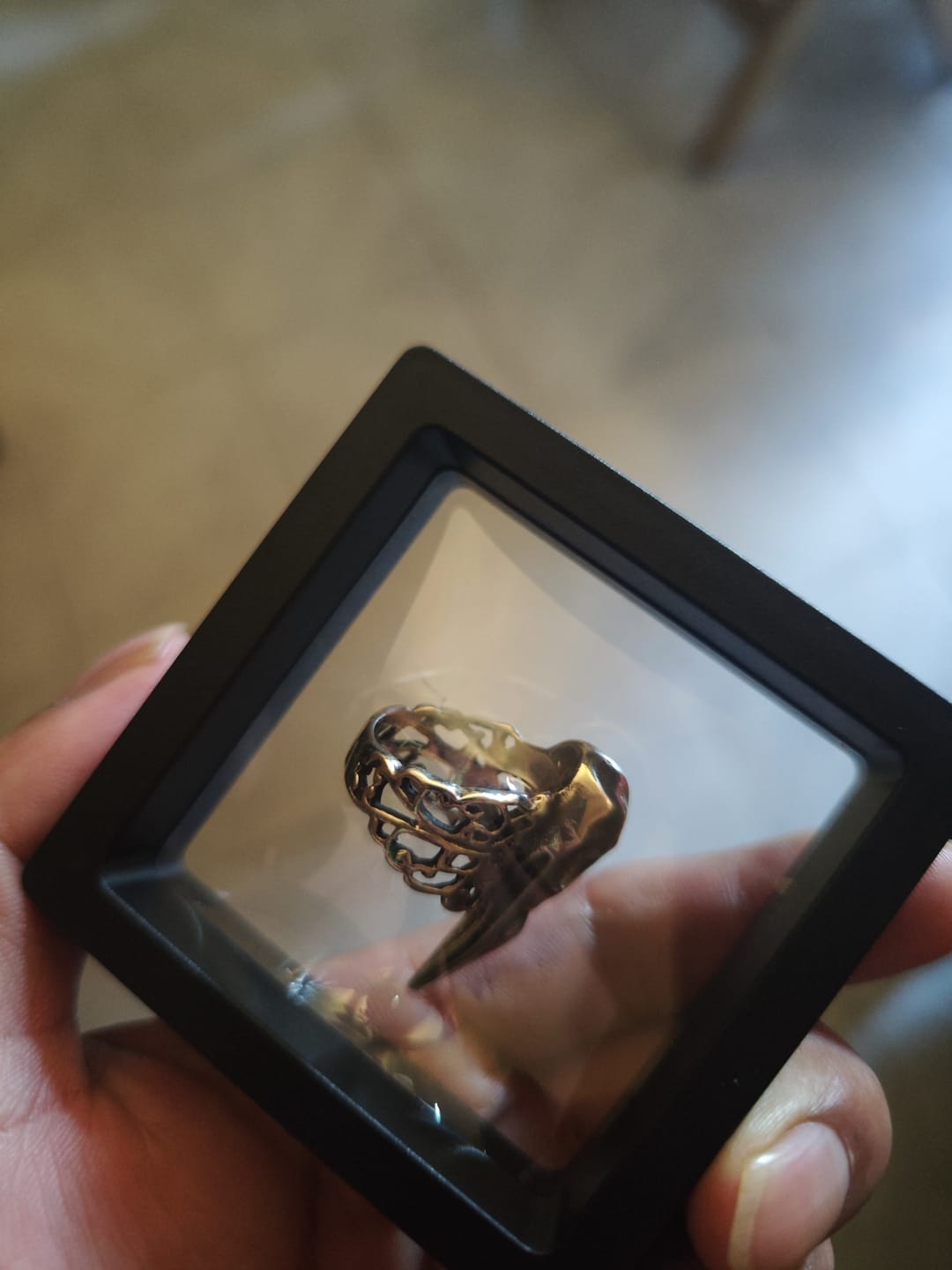 Customer photo review of Anillo craneo cuervo plata 925
