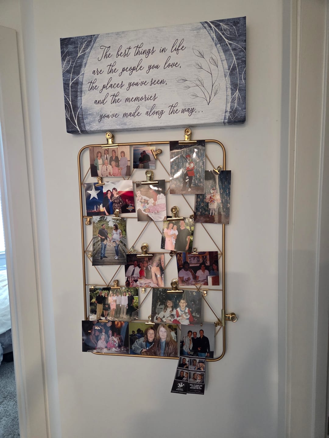 Customer photo review of Home Wall Art: The best things in life are the people you love (Wood Frame Ready To Hang)