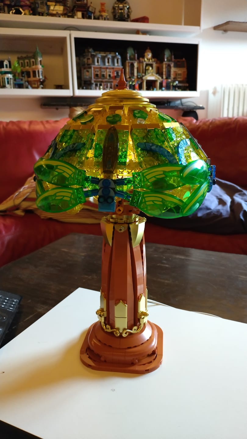Customer photo review of Pantasy Stained Glass Table Lamp 85042