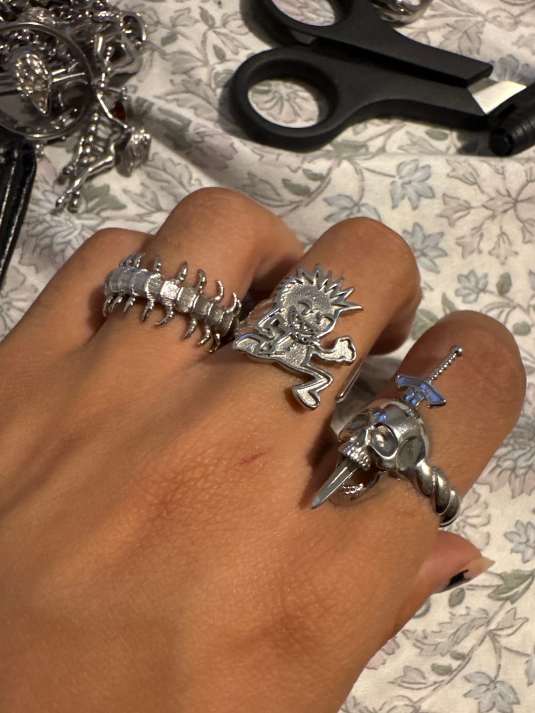 Customer photo review of CENTIPEDE RING