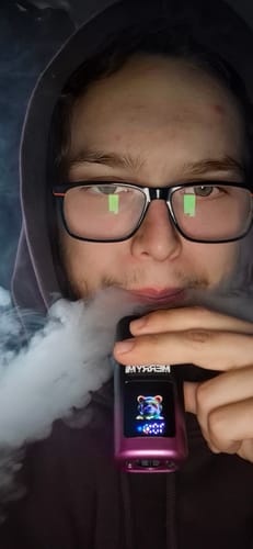 Customer photo review of Merry-Mi - Mecha Pro 35K - Puff Jetable / Vape Disposable - 5% nicotine