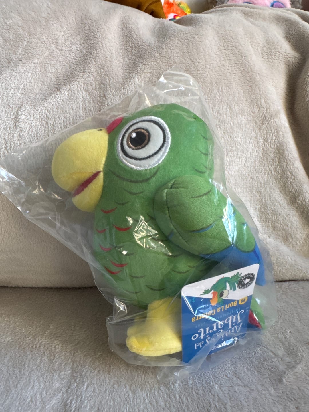 Customer photo review of Bori La Cotorra | Peluche con Sonido