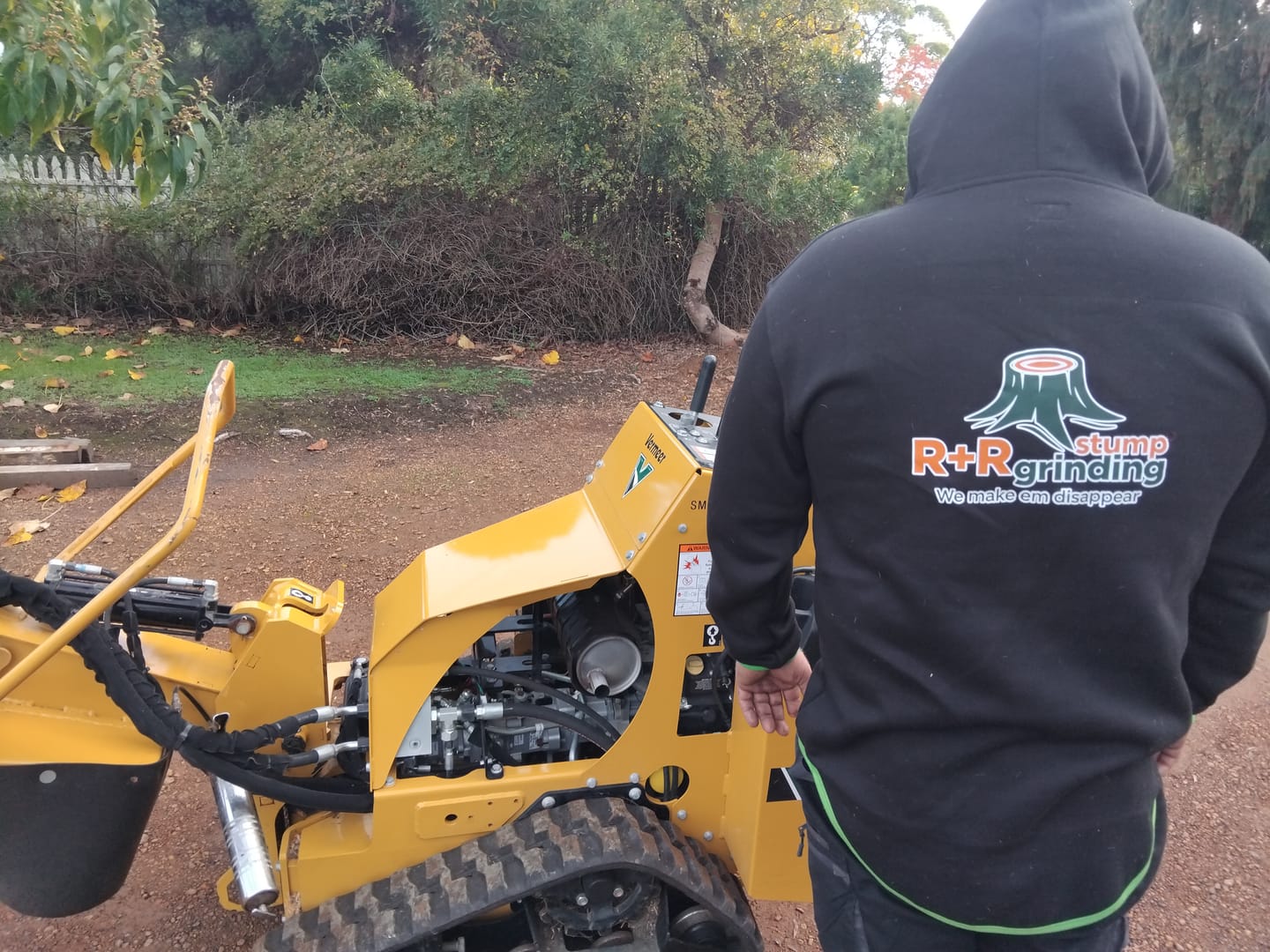 Customer photo review of Black - Green Trim | Half Zip Long Tail Hoody
