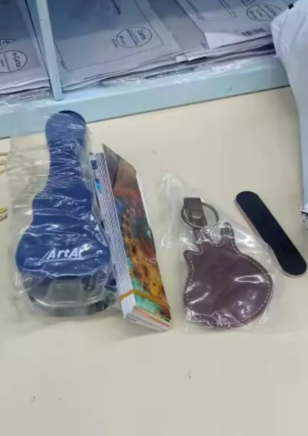 Customer photo review of Guitar Pick Punch