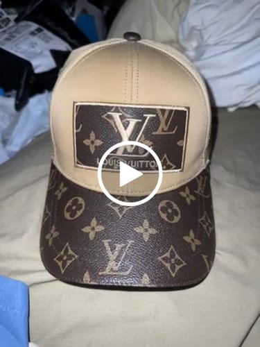 Customer video review of Sleek Minimalist Baseball Cap - Versatile and Stylish