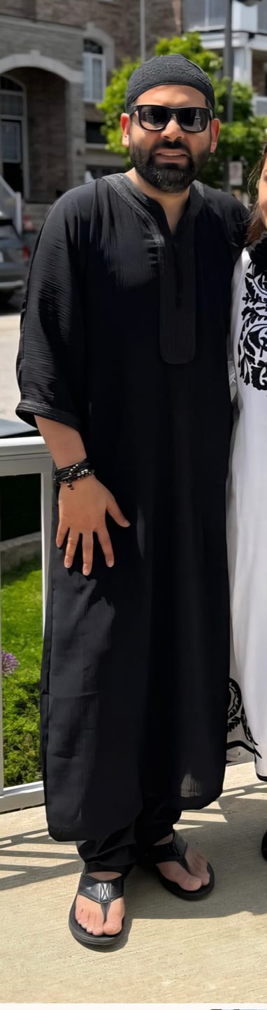 Customer photo review of Black Moroccan Thobe