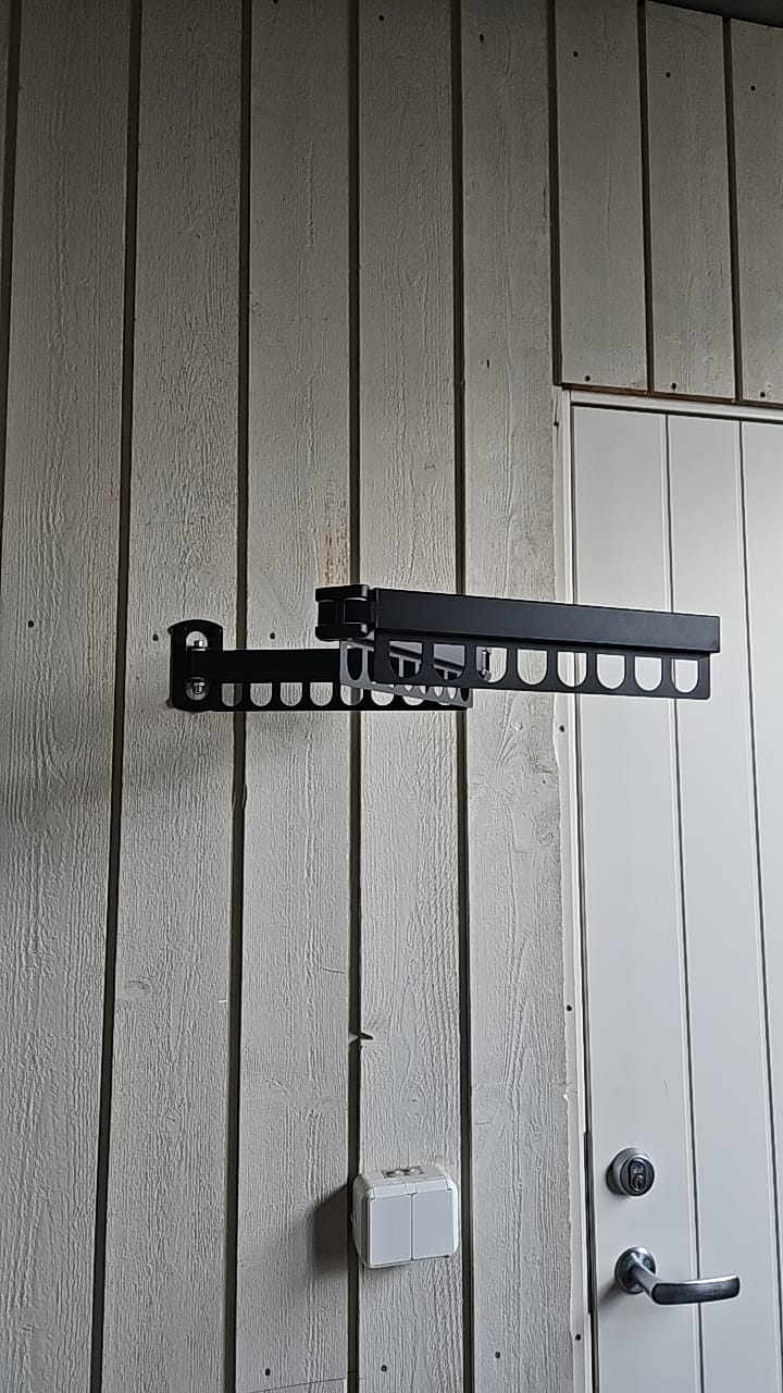 Customer photo review of Veggmontert tørkestativ, uttrekkbart