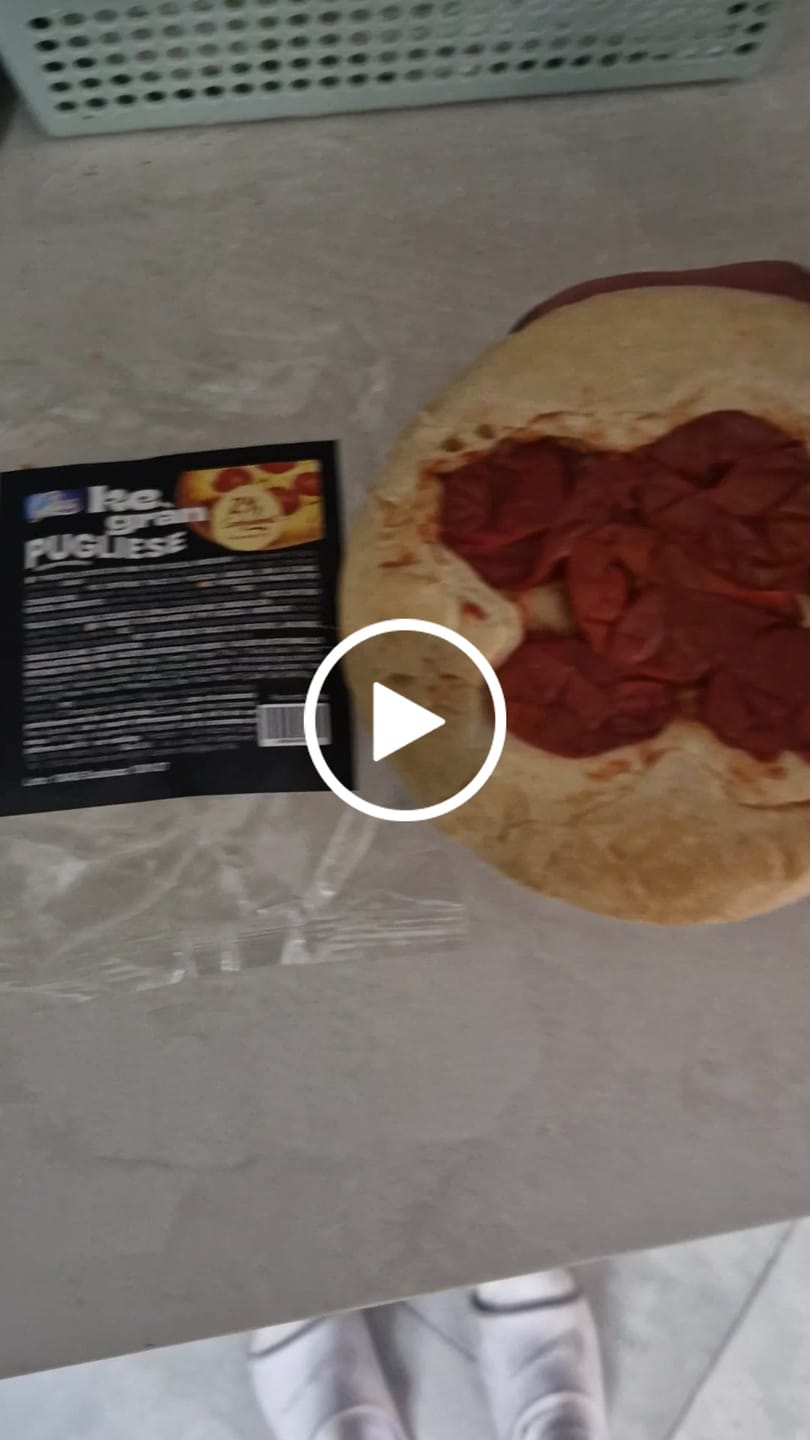 Customer video review of Focaccia Kegràn Pugliese al pomodoro