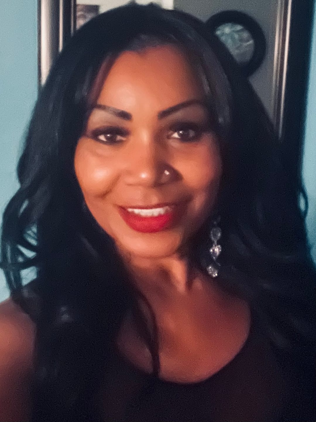 Customer photo review of Outre Quick Weave Half Wig - ROMA 20"