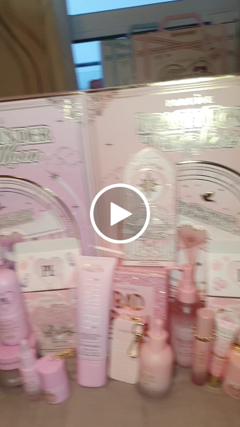 Customer video review of Manifest Full Collection
