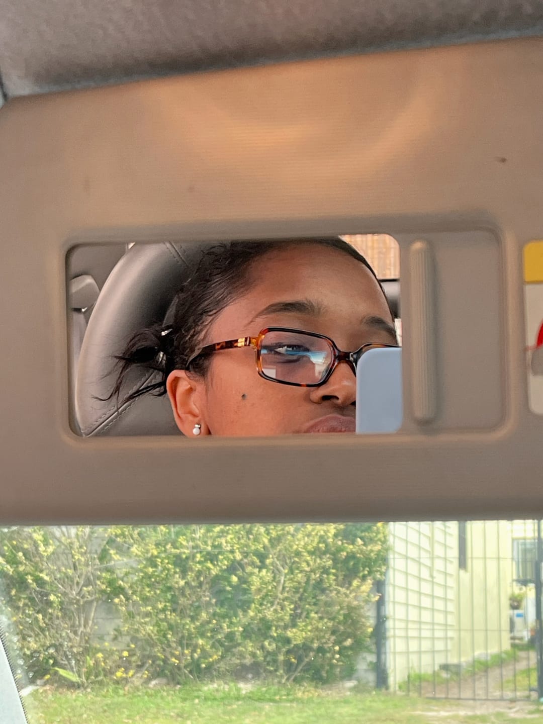 Customer photo review of Lentes  miu miu cuadrados.