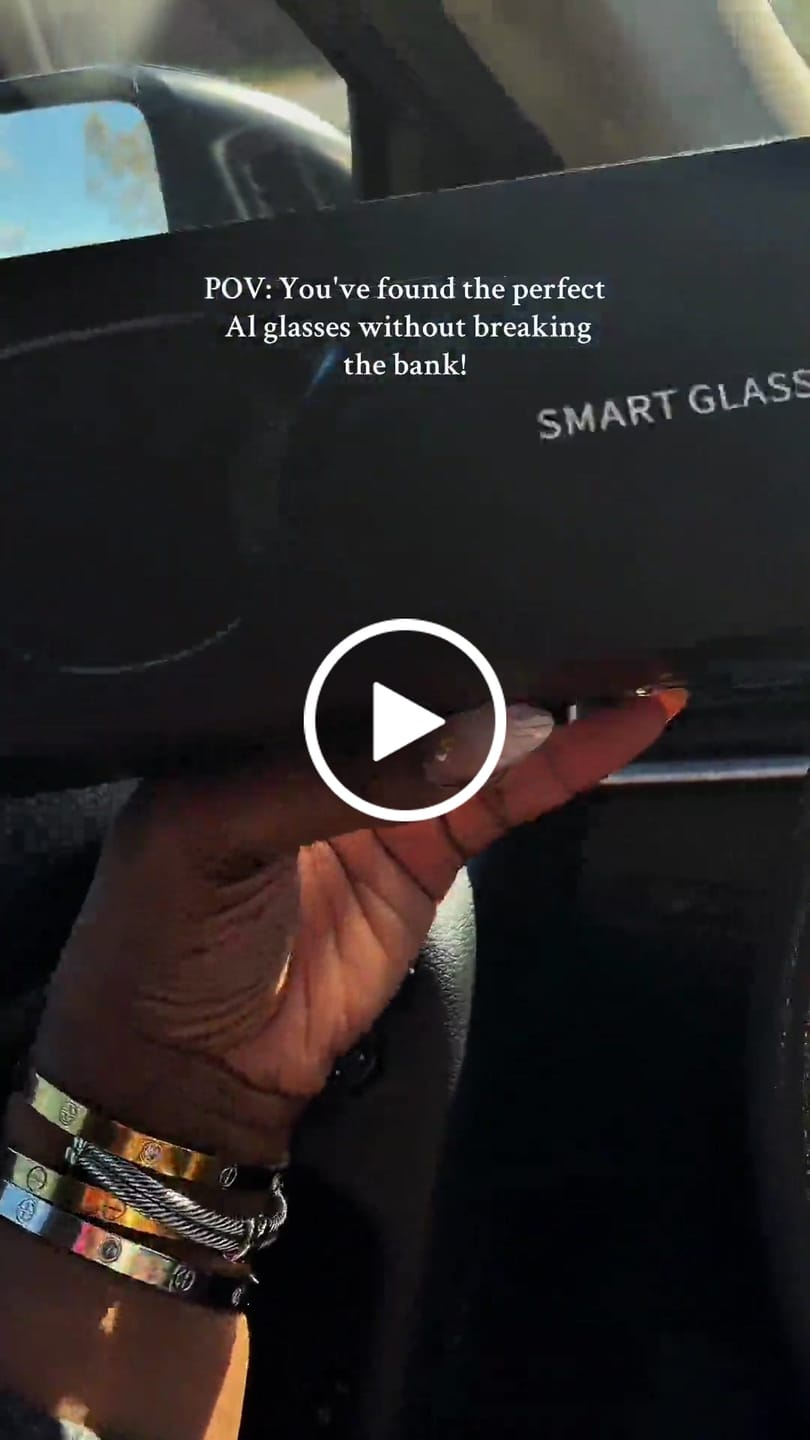 Customer video review of AI Smart Glasses - Camera 8 MP, Real-Time Translation, Navigation
