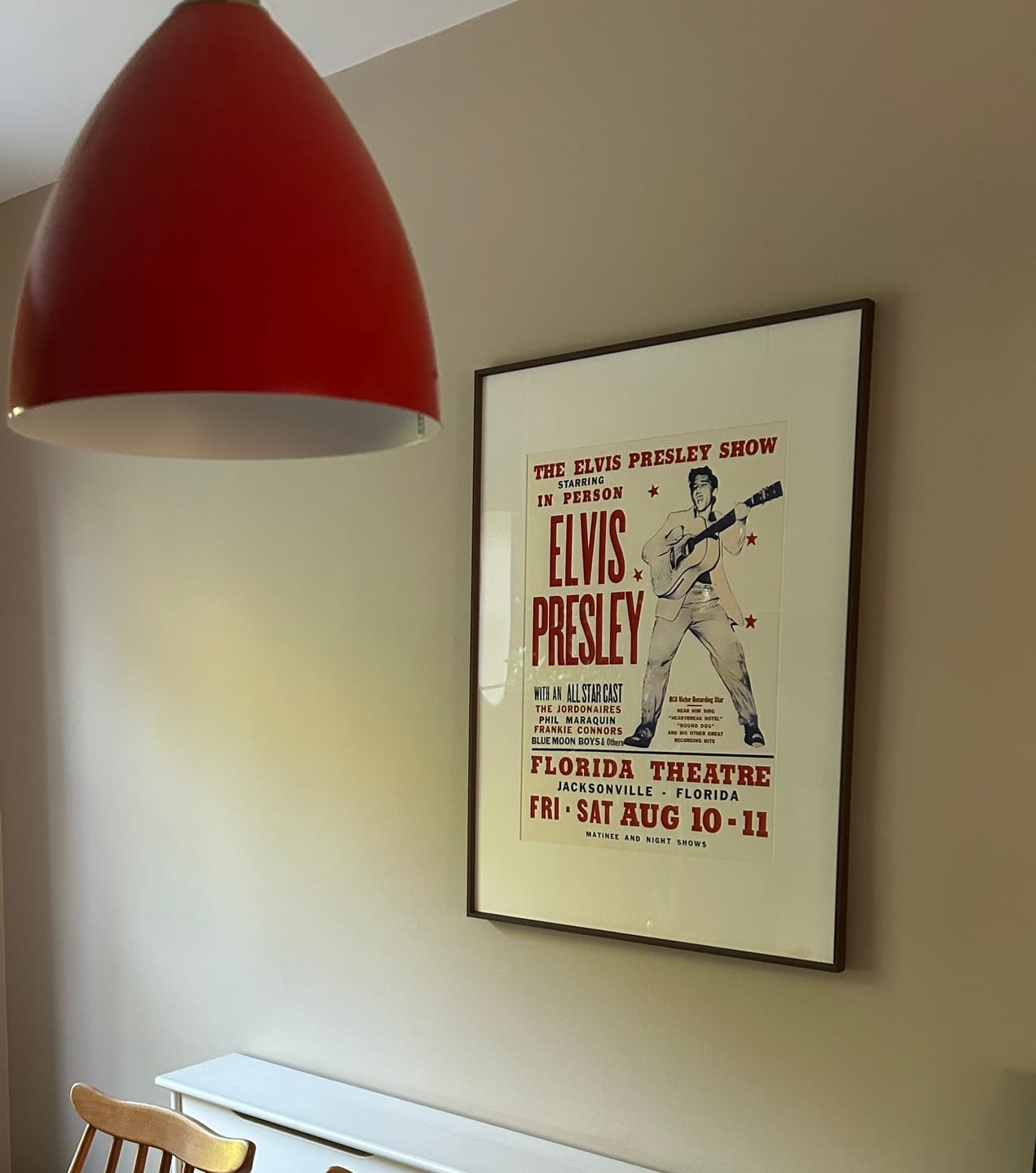 Customer photo review of Elvis