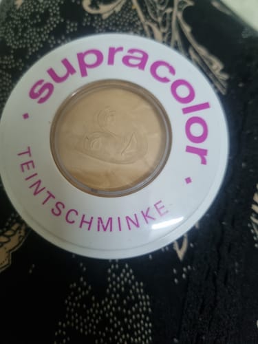 مراجعة بالصور من عميل لمنتج Kryolan Supracolor Foundation 30ml - Professional Makeup Base - GG