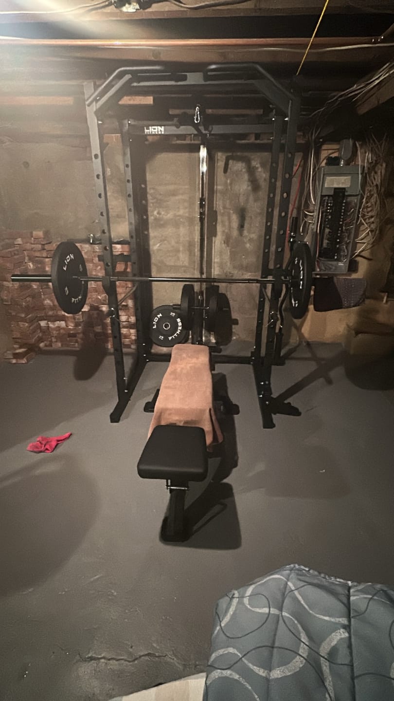 Customer photo review of Power rack Cage de musculation avec poulie haute et basse et accessoires