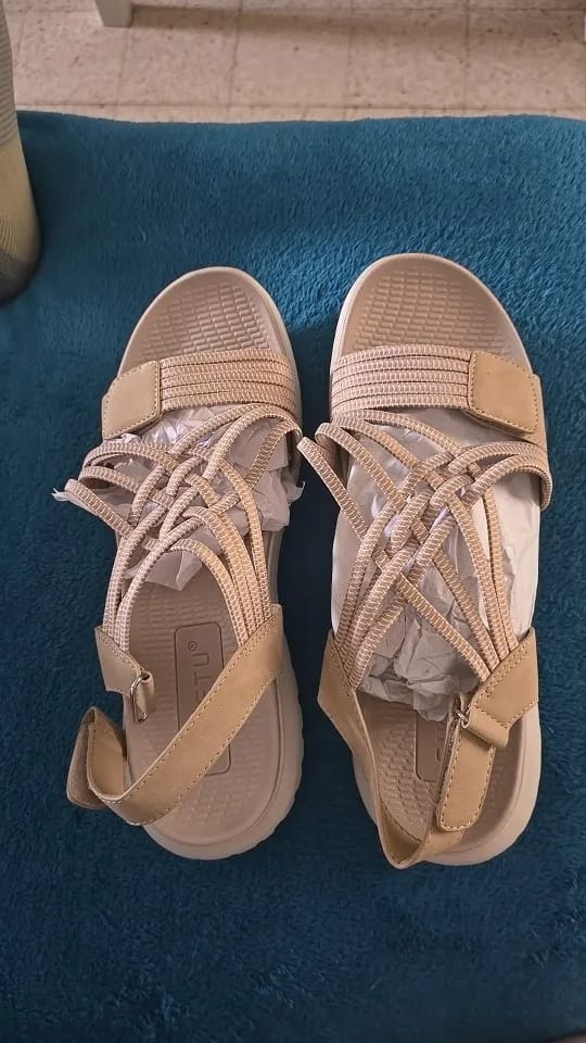 Customer photo review of Bríona™ | Orthopedic Comfort Sandals