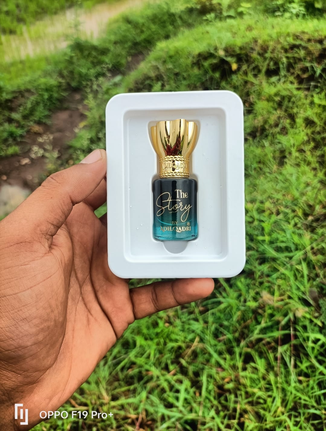 Customer photo review of The Story Luxury Attar Perfume