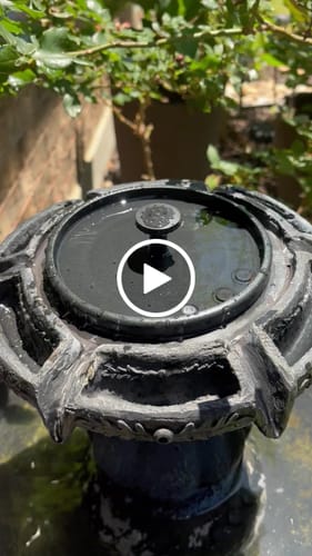 Customer video review of Two Button Fountain Pump and Battery Compartment - no connection port