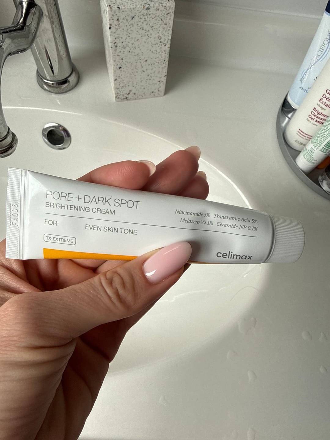 Customer photo review of Krēms ādas toņa un reljefa izlīdzināšanai Celimax Pore+Dark Spot Brightening Cream