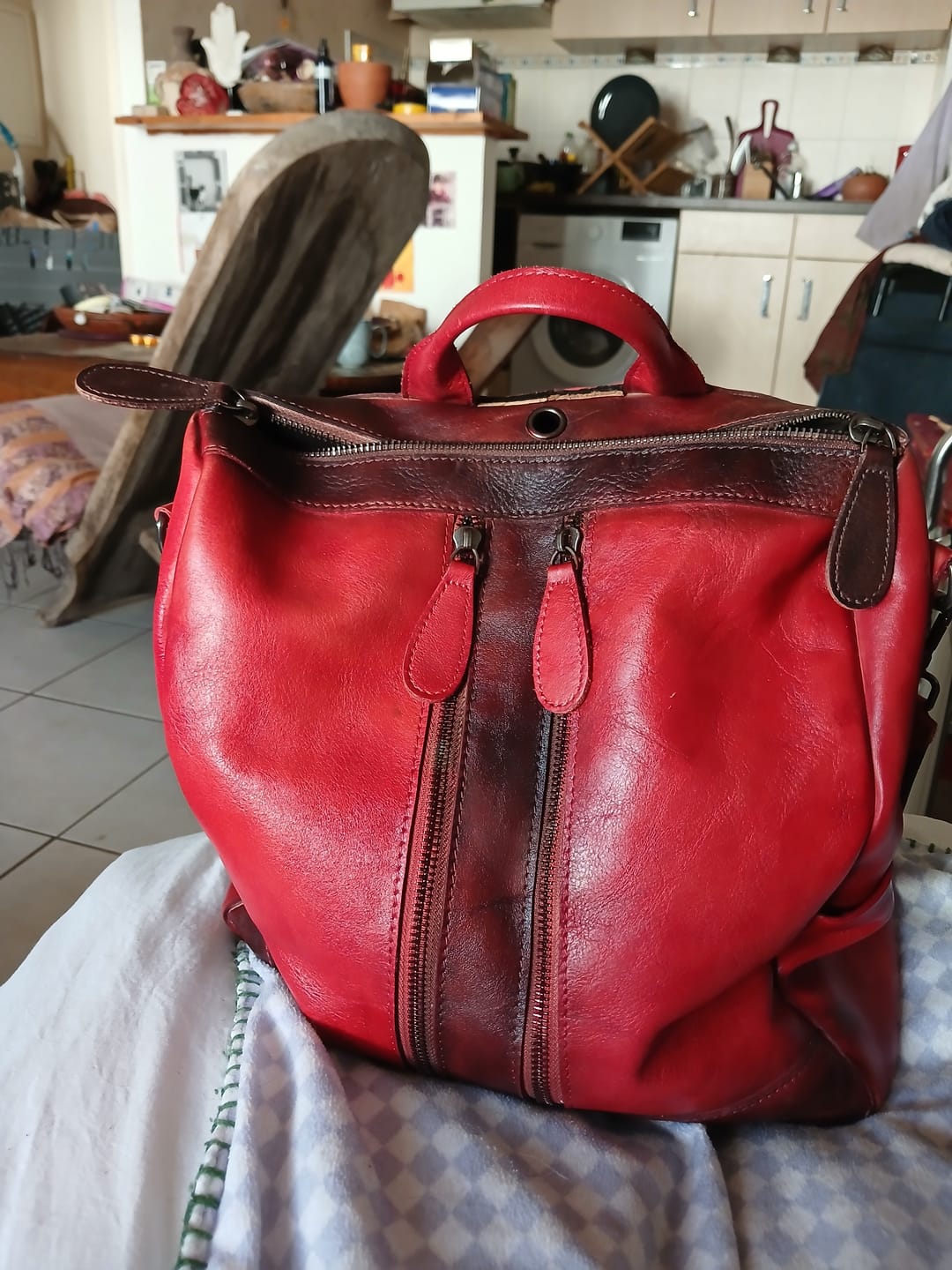 Customer photo review of Casual Travel Color Matching Leather Backpack
