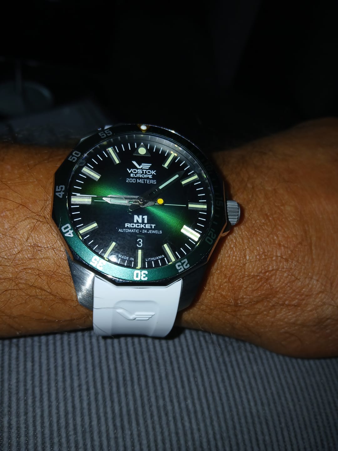 Customer photo review of ROCKET N1 NH35-225A710