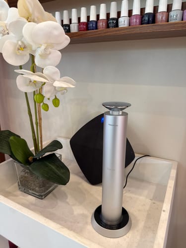 Customer photo review of Sleek Advanced