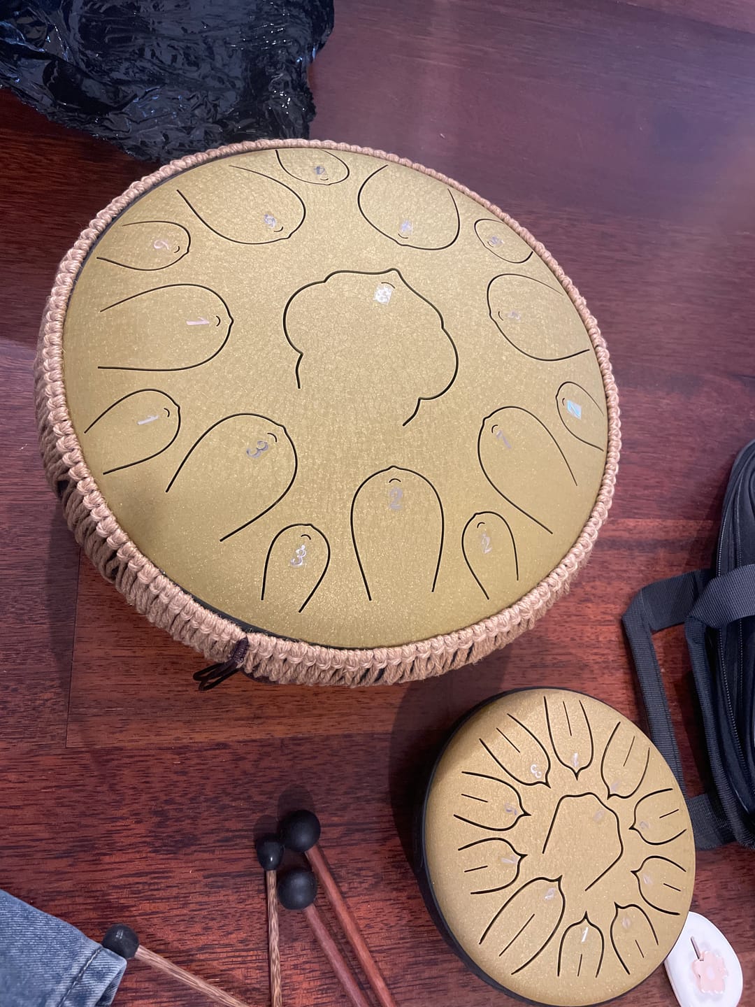 Customer photo review of Steel Tongue Drum 14" 15-Note D Major