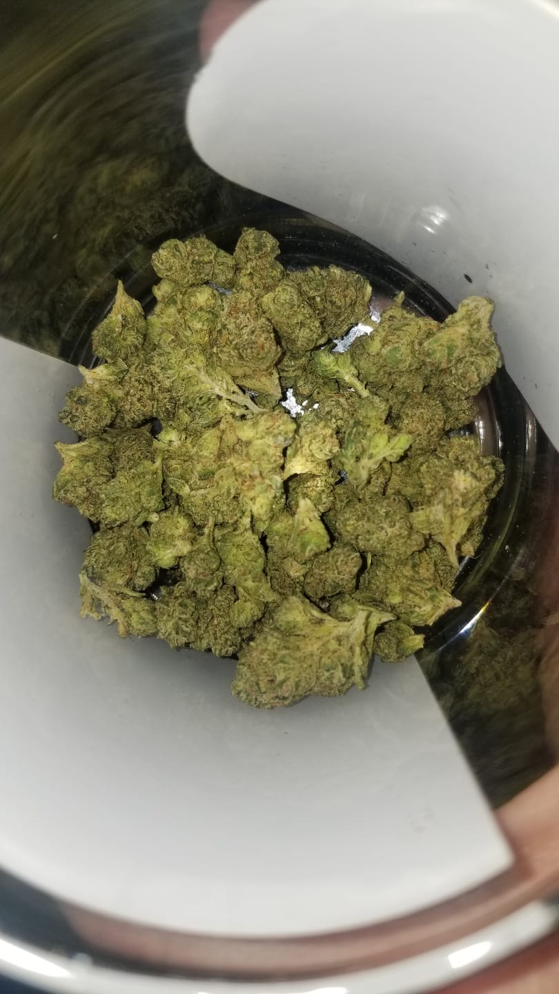 Customer photo review of THCa Indoor Smalls
