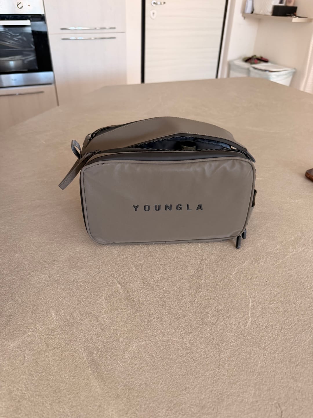 Customer photo review of 950 Lah Toiletry Bag