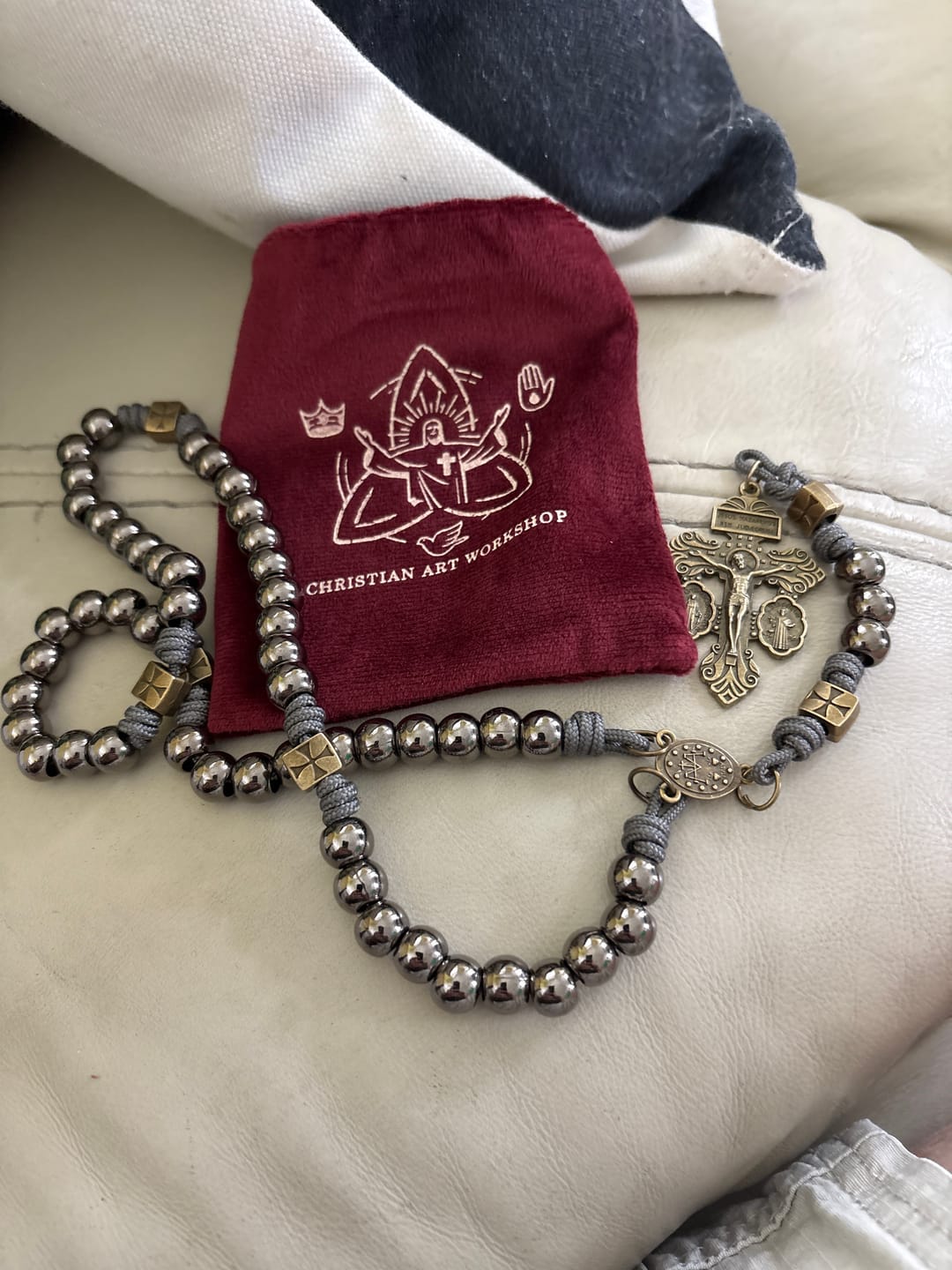 Customer photo review of FREE Today: Miraculous Medal & Crucifix of 8 mm Round Silver Black Gallstone Nylon Cord Rosary
