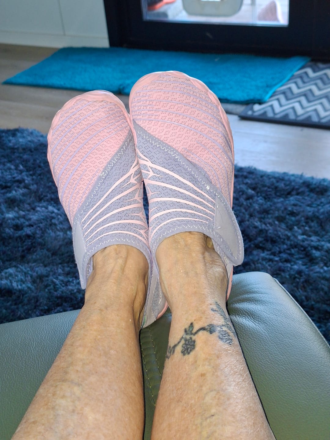 Customer photo review of Solyn-Mauve-BOGO