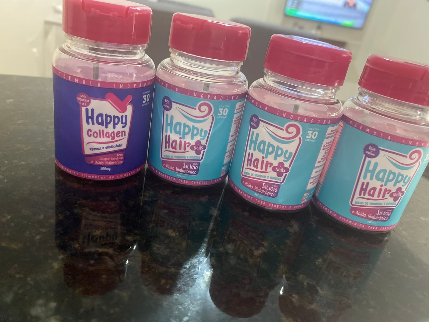 Customer photo review of Happy Hair 3 Potes + 1 Colágeno Grátis
