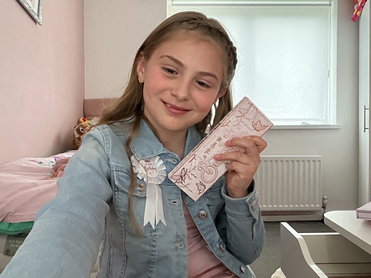 Customer photo review of You Give Me Butterflies Mini Eyeshadow Palette