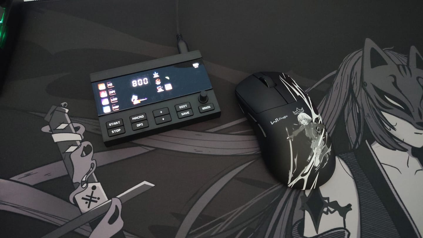 Customer photo review of Wraith W1 Wireless Mouse