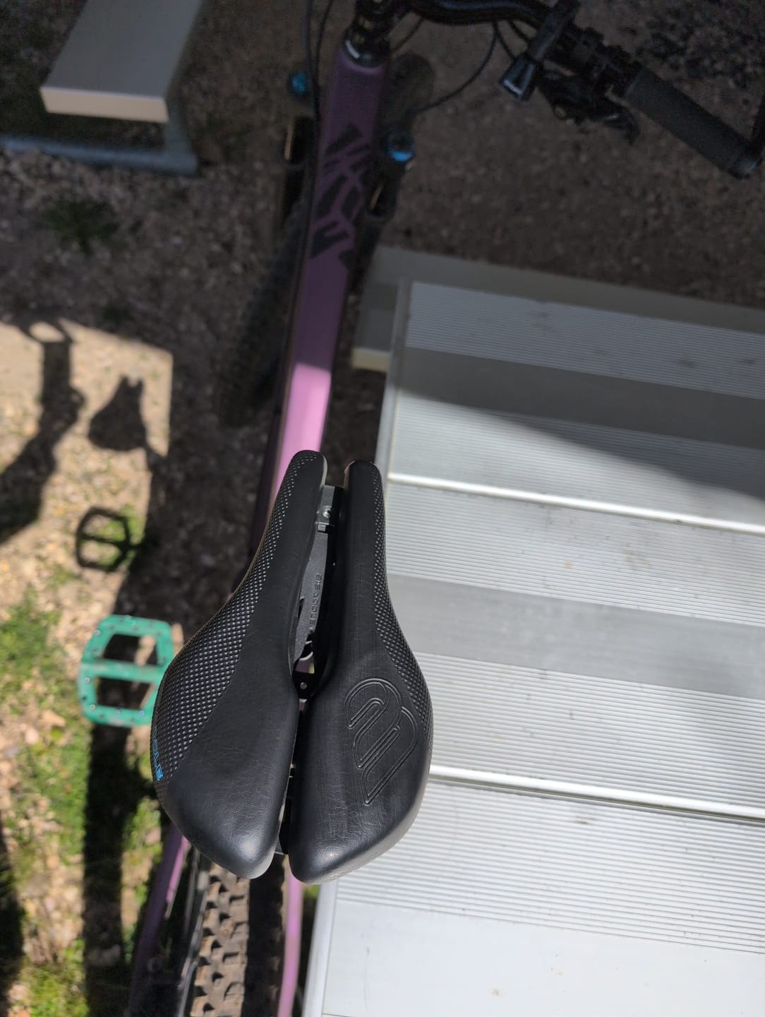 Customer photo review of Bonneville Distance