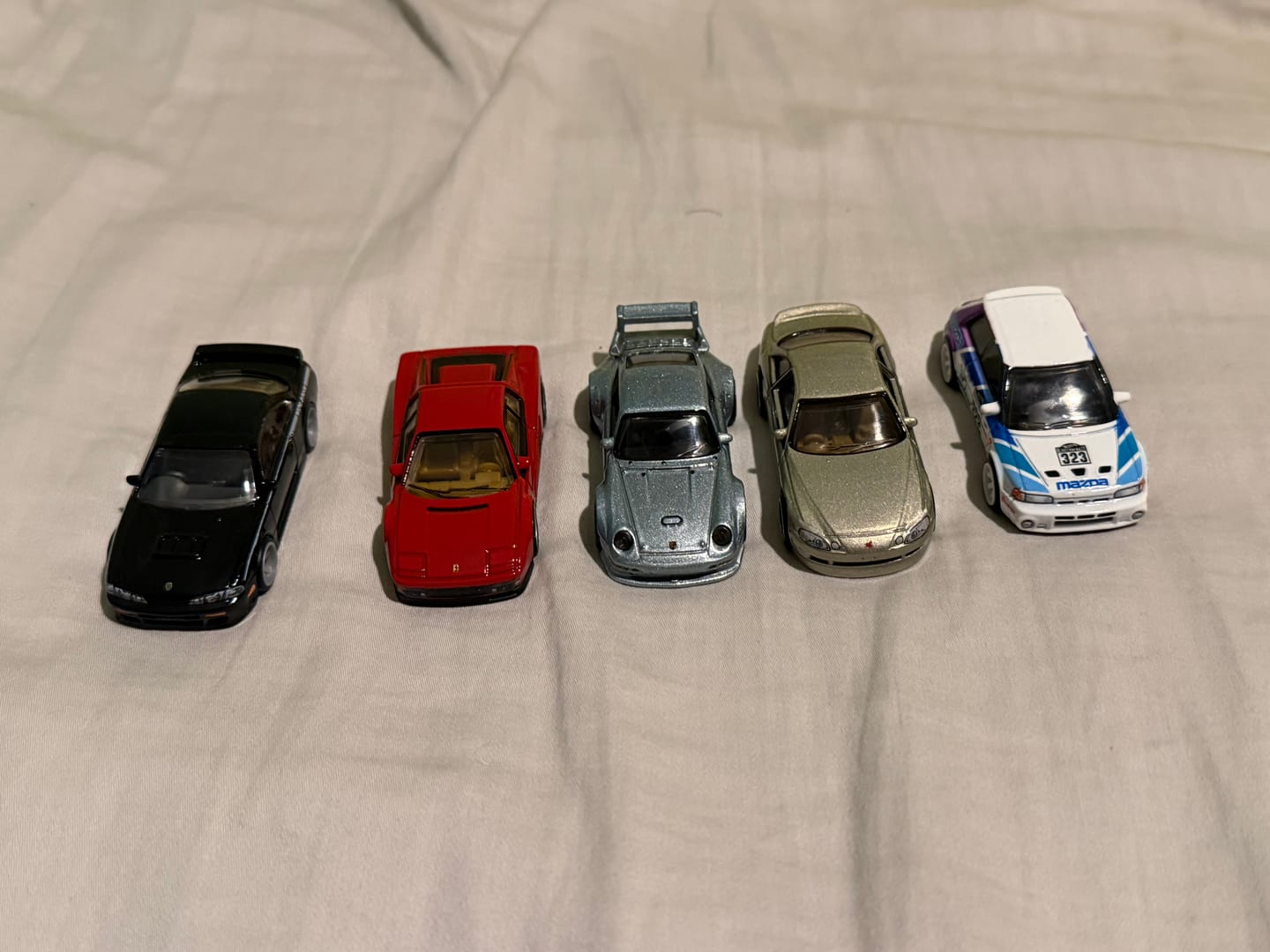 Customer photo review of (PRE-ORDER) Hot Wheels 1:64 Premium 1:64 Car Culture 2026 Modern Classics SEALED CASE
