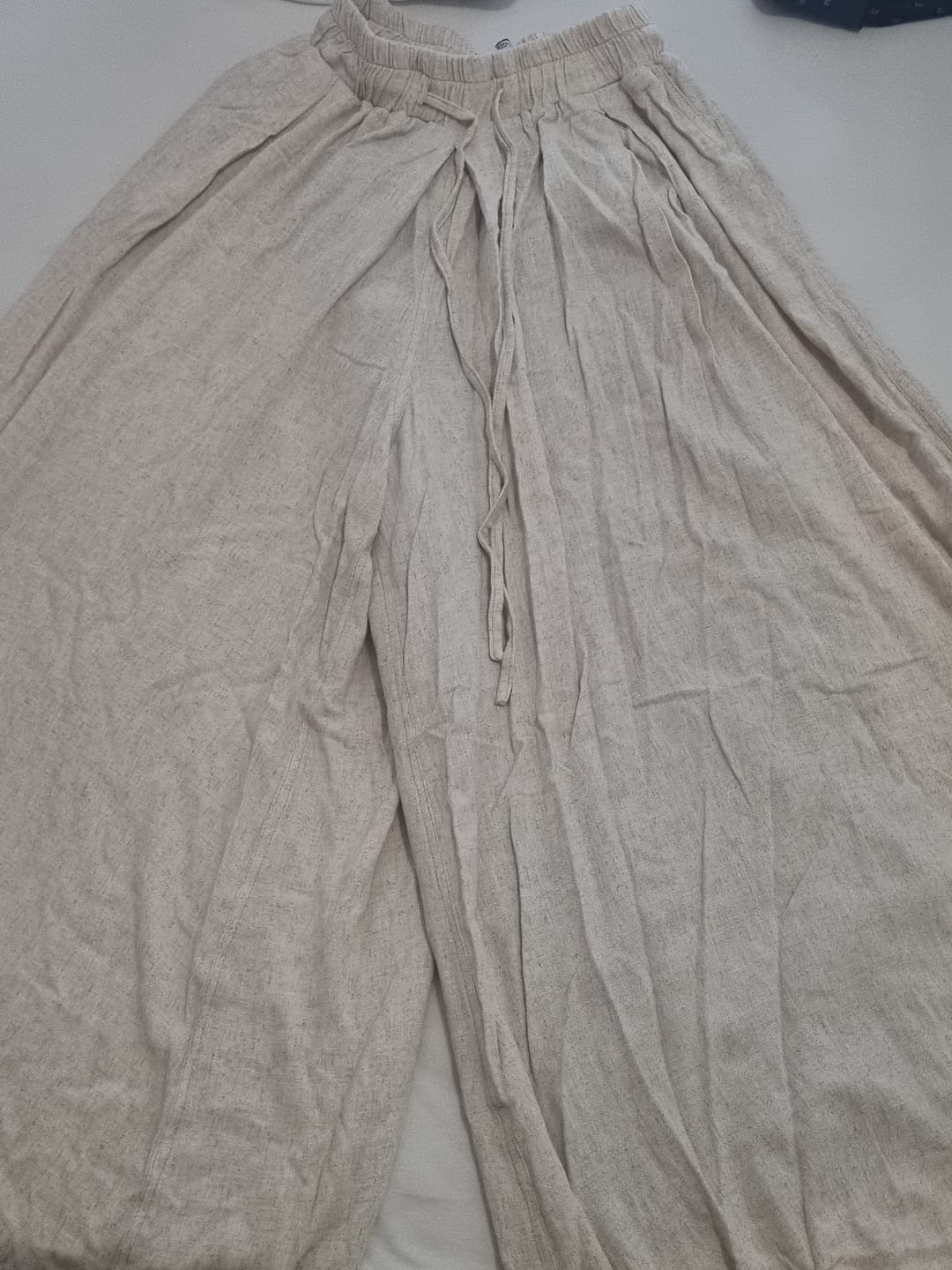 Customer photo review of Pantalon palazzo femme en lin "FREEDOM FIT" - OUMMI BASICS