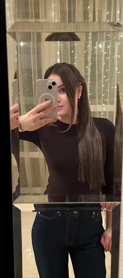 Customer photo review of Remy Ponytail Extension – Glatt