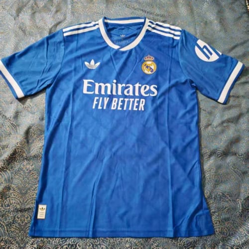 Customer photo review of REAL MADRID 25/26 THIRD JERSEY