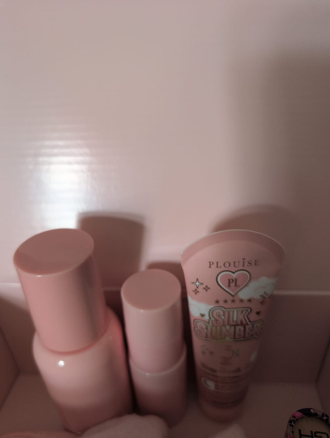 Customer photo review of Lights Out Primer Serum