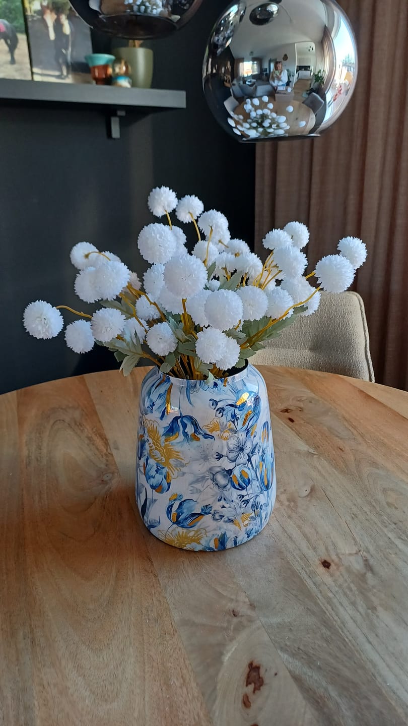 Customer photo review of Zijden Kiku Bloemen - Wit