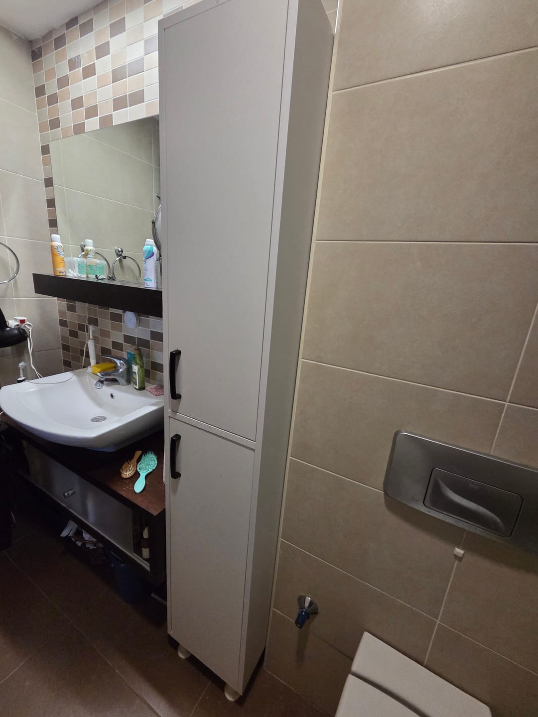 Customer photo review of Rani F1 Çok Amaçlı Dolap 2 Kapaklı 6 Raflı Banyo Kiler Mutfak Dolabı Beyaz M1