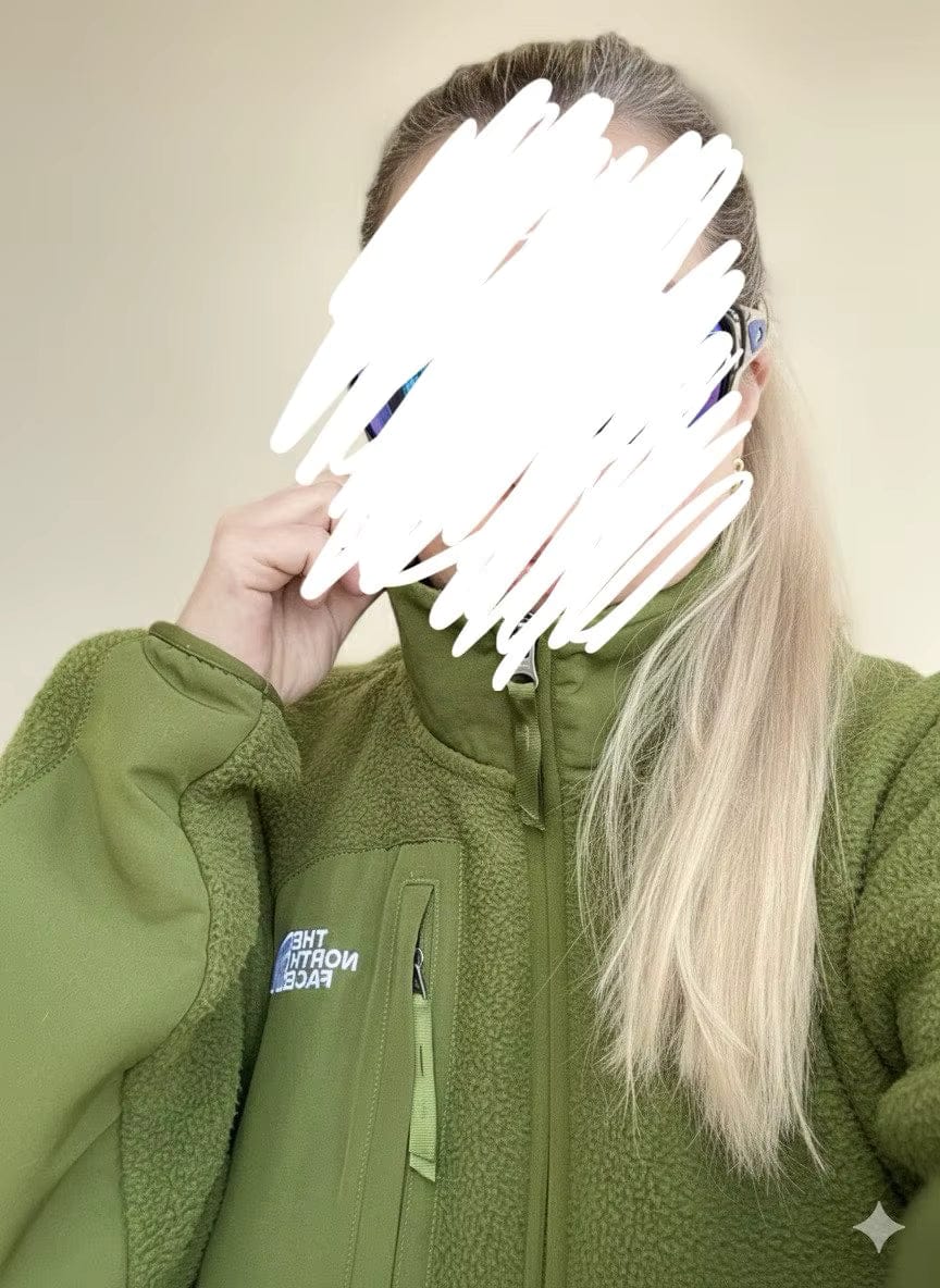 Customer photo review of Remy Ponytail Extension – Glatt