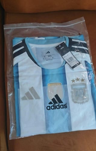 Customer photo review of REAL MADRID 25/26 THIRD JERSEY